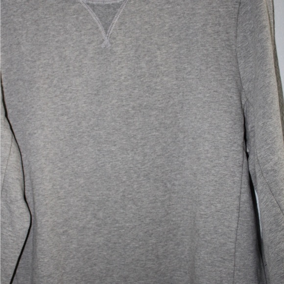 Grey pull over - Picture 2 of 3